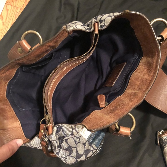 Coach set - Picture 2 of 7